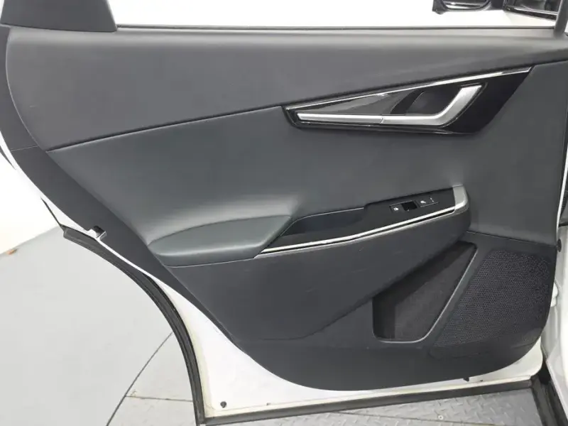 2024 Kia EV6 с пробегом 35 706 км