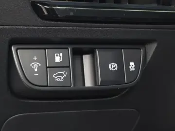 2024 Kia EV6 с пробегом 35 706 км