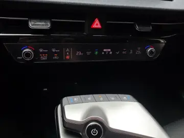 2022 Kia EV6 с пробегом 47 471 км