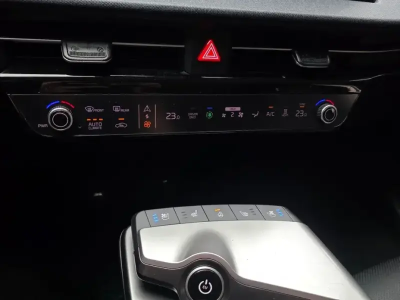2022 Kia EV6 с пробегом 47 471 км