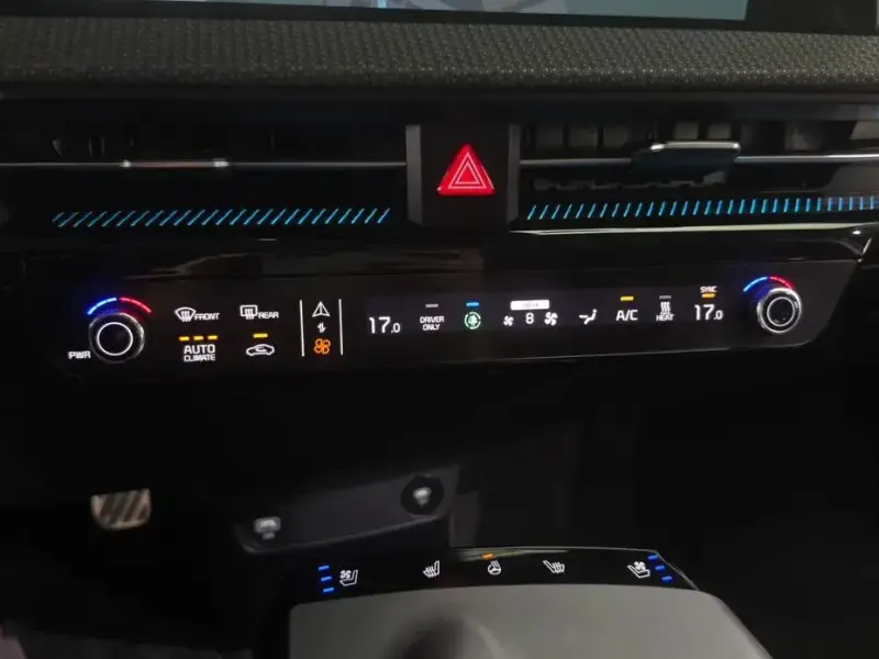 2024 Kia EV6 с пробегом 35 706 км