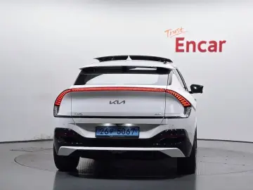 2022 Kia EV6 с пробегом 70 617 км
