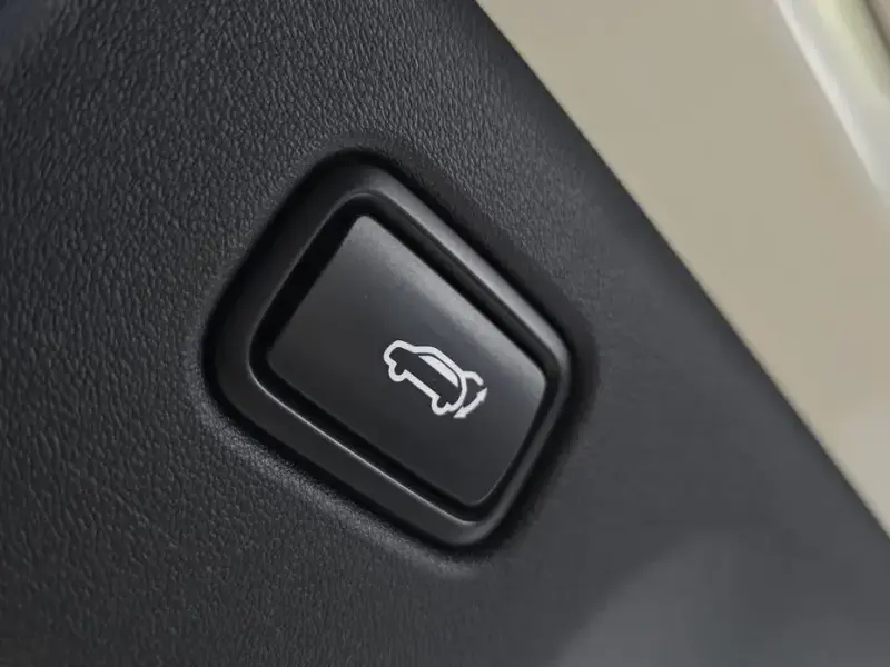 2022 Kia EV6 с пробегом 70 617 км