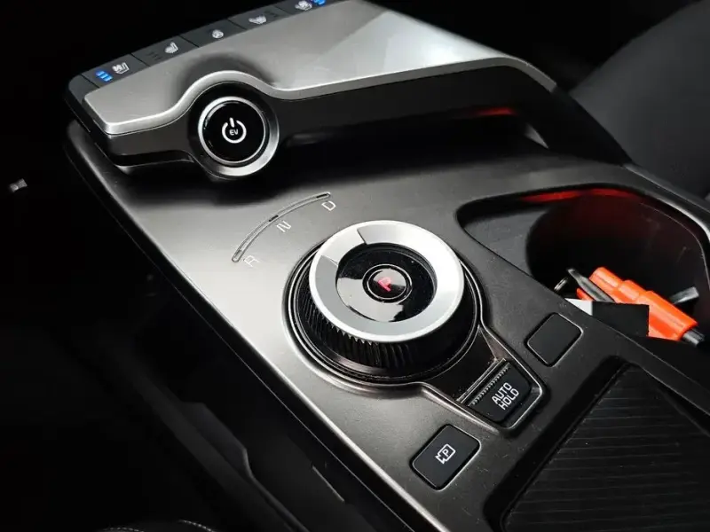 2022 Kia EV6 с пробегом 35 812 км