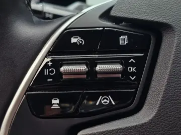 2022 Kia EV6 с пробегом 35 812 км