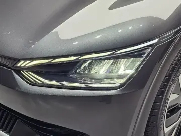 2022 Kia EV6 с пробегом 35 812 км