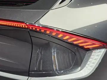2022 Kia EV6 с пробегом 35 812 км