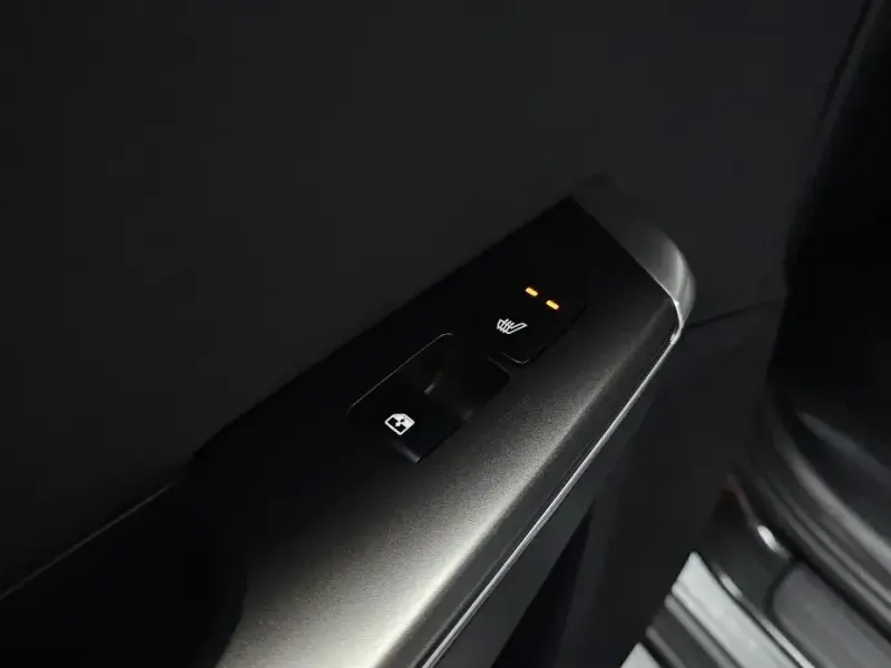 2022 Kia EV6 с пробегом 35 812 км