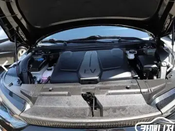 2022 Kia EV6 с пробегом 63 032 км