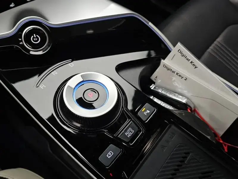 2024 Kia EV6 с пробегом 63 778 км