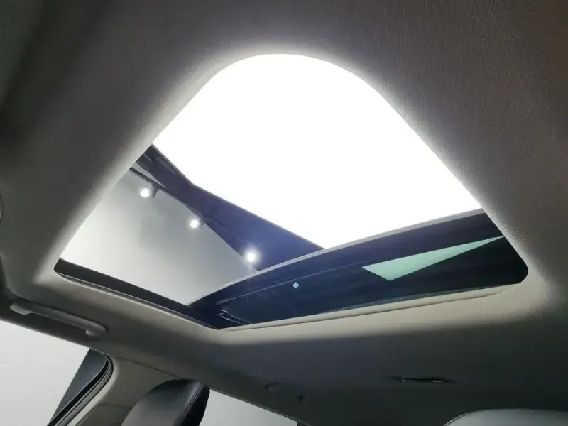 2023 Kia EV6 с пробегом 36 010 км