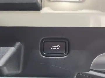 2023 Kia EV6 с пробегом 36 010 км