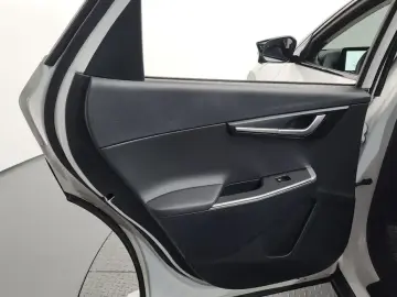 2023 Kia EV6 с пробегом 36 010 км
