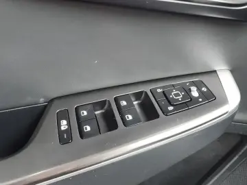2023 Kia EV6 с пробегом 36 010 км