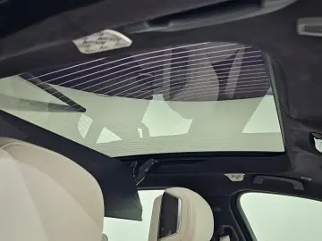 2025 BMW i7 с пробегом 4 603 км
