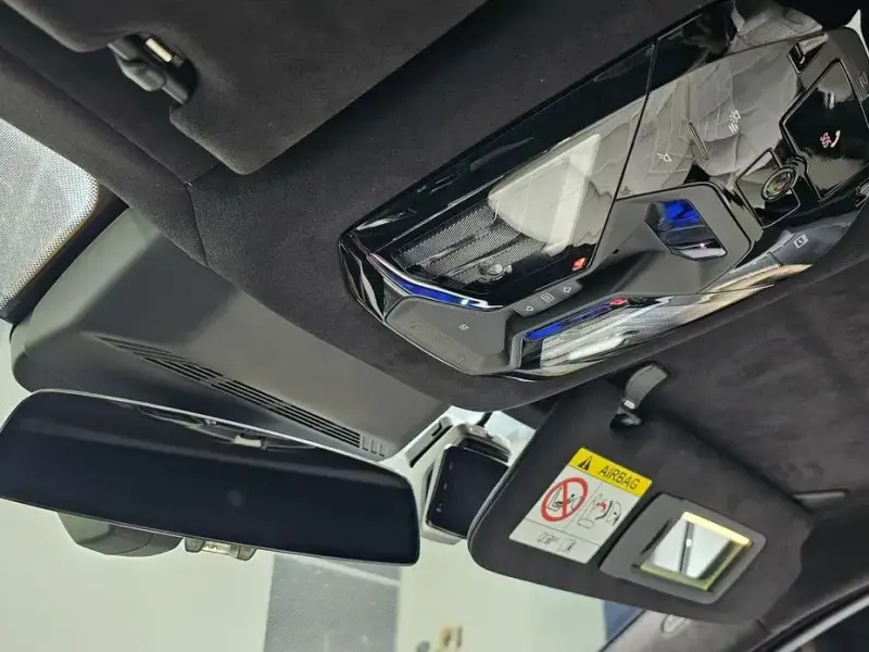 2025 BMW i7 с пробегом 4 603 км