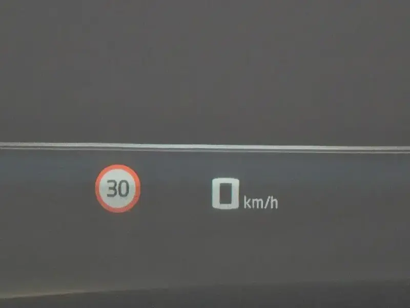 2025 BMW i7 с пробегом 4 603 км