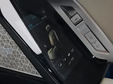 2025 BMW i7 с пробегом 4 603 км