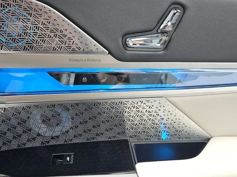 2025 BMW i7 с пробегом 4 603 км