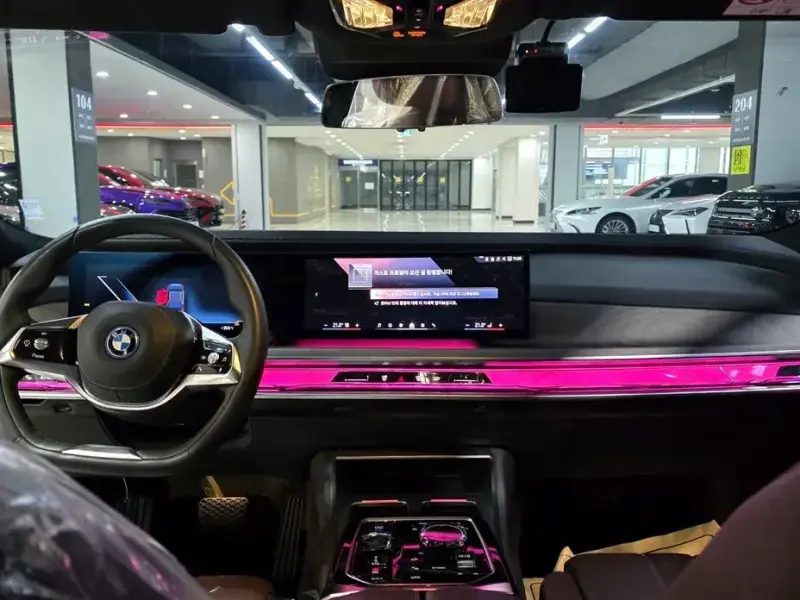 2023 BMW i7 с пробегом 87 960 км