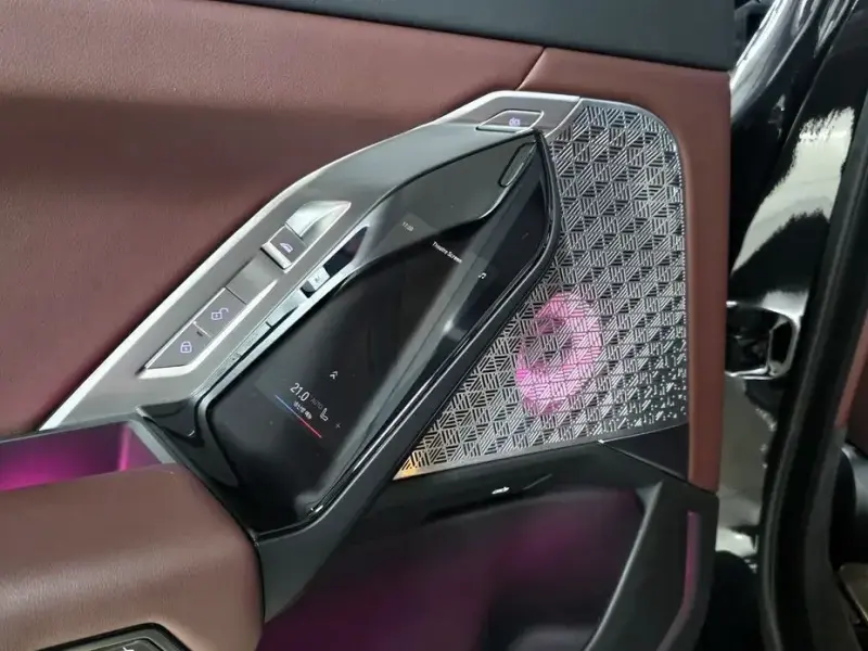 2023 BMW i7 с пробегом 87 960 км
