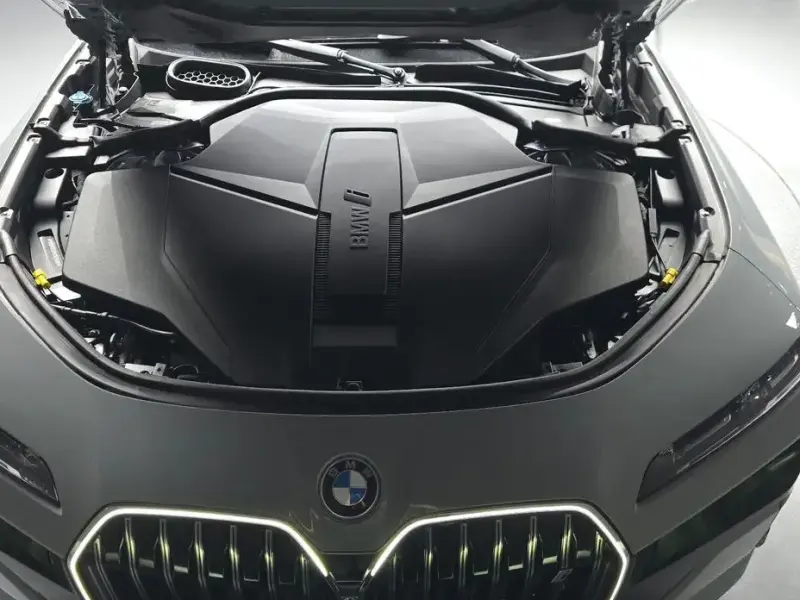 2024 BMW i7 с пробегом 42 966 км