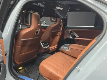 2024 BMW i7 с пробегом 42 966 км