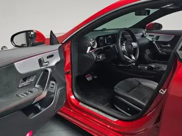 2021 Mercedes-Benz CLA с пробегом 63 200 км