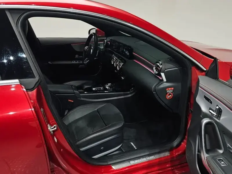 2021 Mercedes-Benz CLA с пробегом 63 200 км