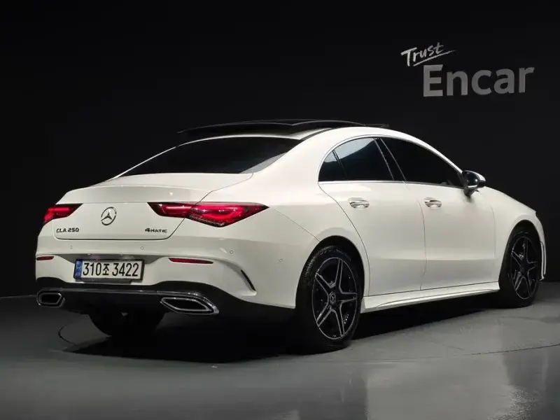 2022 Mercedes-Benz CLA с пробегом 15 081 км
