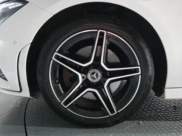2022 Mercedes-Benz CLA с пробегом 15 081 км