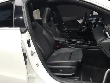 2022 Mercedes-Benz CLA с пробегом 15 081 км
