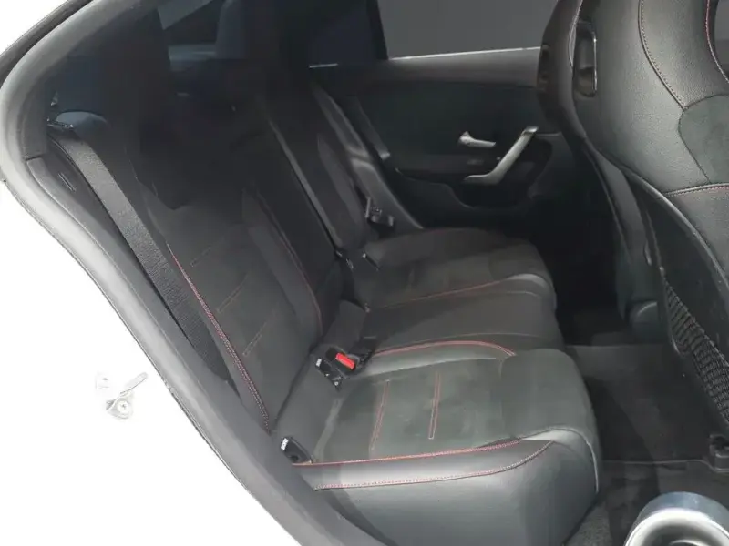 2022 Mercedes-Benz CLA с пробегом 15 081 км