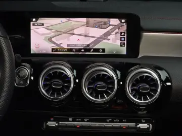 2022 Mercedes-Benz CLA с пробегом 15 081 км