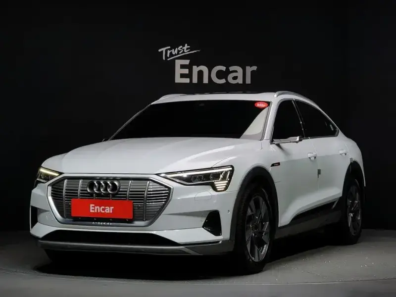 2021 Audi e-tron с пробегом 120 323 км