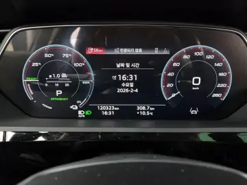 2021 Audi e-tron с пробегом 120 323 км