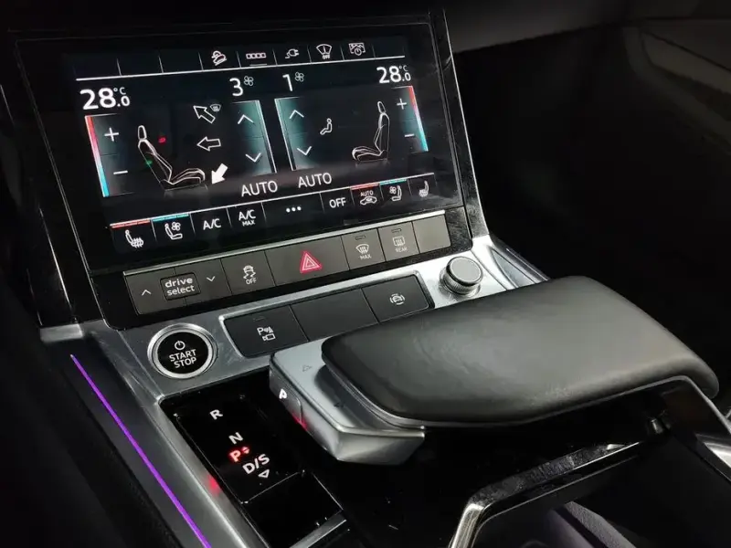 2021 Audi e-tron с пробегом 120 323 км