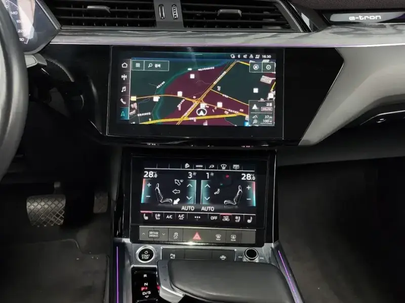 2021 Audi e-tron с пробегом 120 323 км