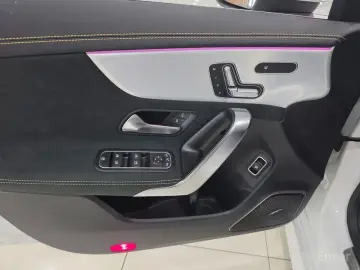 2025 Mercedes-Benz CLA с пробегом 421 км