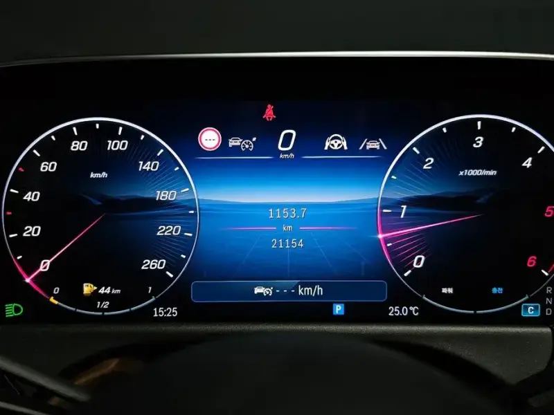 2024 Mercedes-Benz E-Класс с пробегом 21 154 км