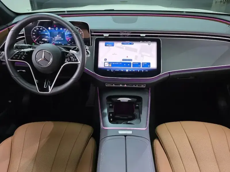 2025 Mercedes-Benz E-Класс с пробегом 8 535 км