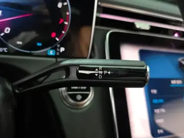 2025 Mercedes-Benz E-Класс с пробегом 8 535 км