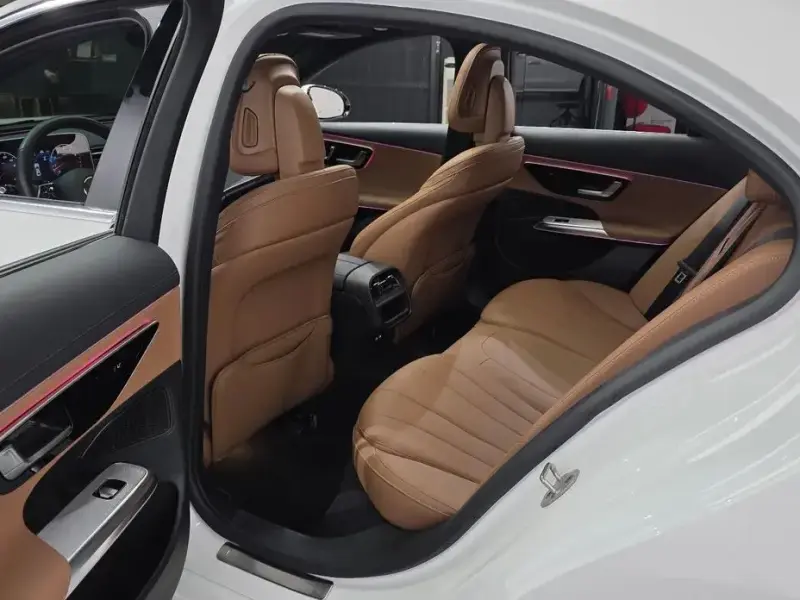2025 Mercedes-Benz E-Класс с пробегом 8 535 км