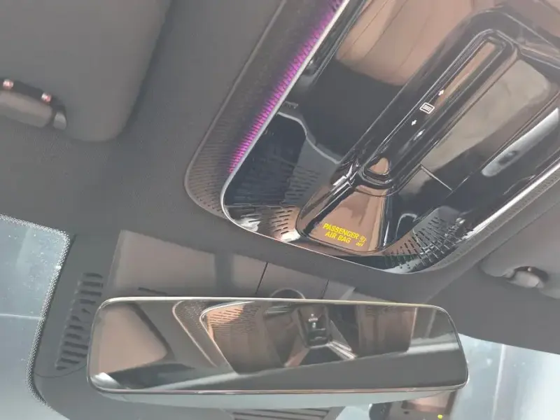 2025 Mercedes-Benz E-Класс с пробегом 6 954 км