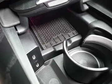 2025 Mercedes-Benz E-Класс с пробегом 6 954 км