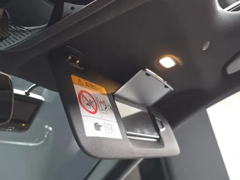 2025 Mercedes-Benz E-Класс с пробегом 6 954 км