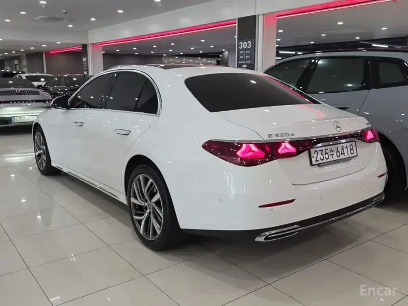 2024 Mercedes-Benz E-Класс с пробегом 28 662 км