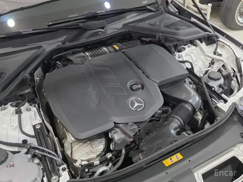 2024 Mercedes-Benz E-Класс с пробегом 28 662 км
