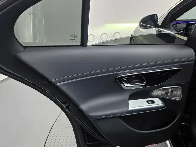 2024 Mercedes-Benz E-Класс с пробегом 32 801 км