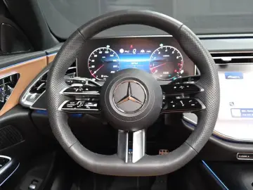 2026 Mercedes-Benz E-Класс с пробегом 5 077 км